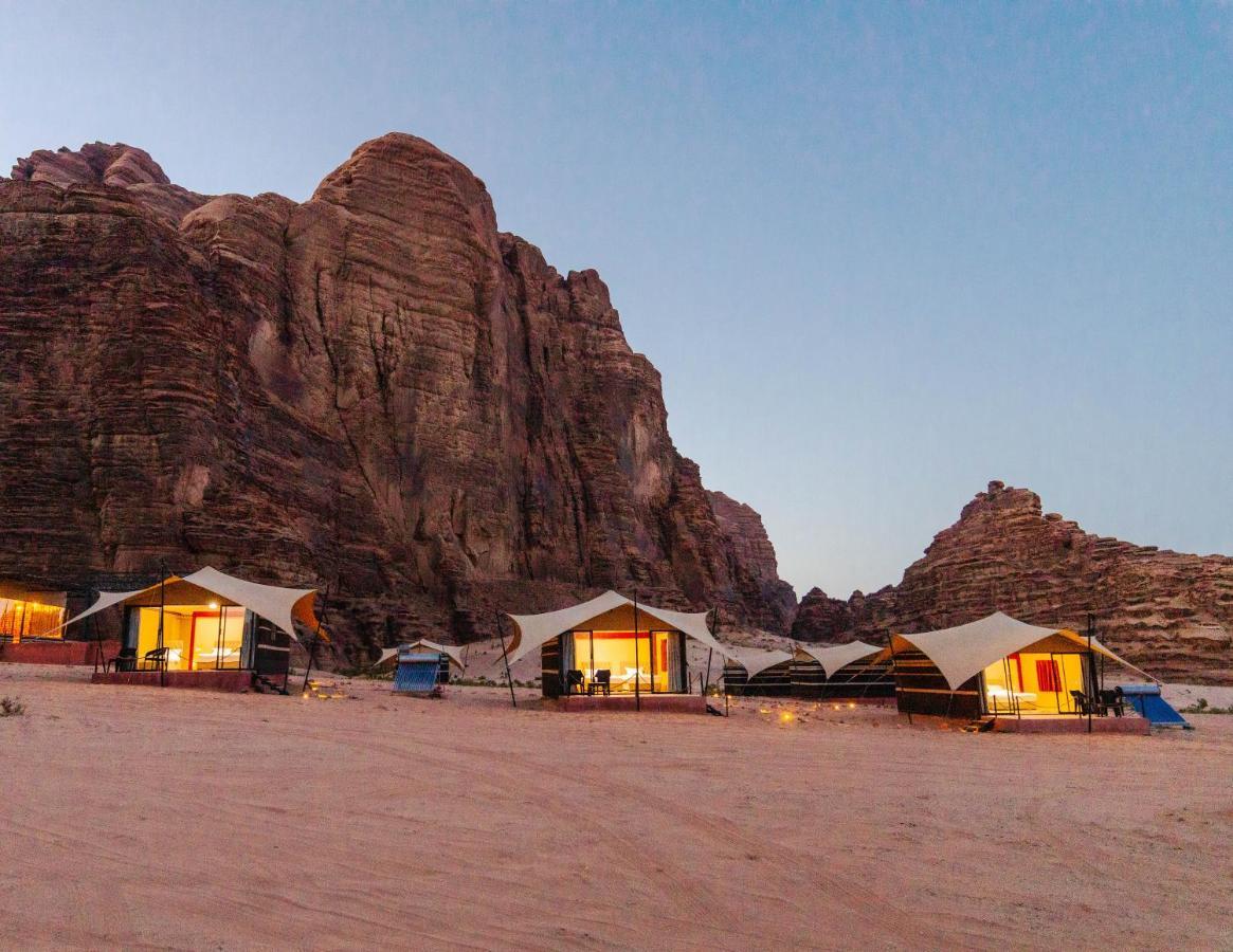 Wadi Rum Mirror Camp Extérieur photo