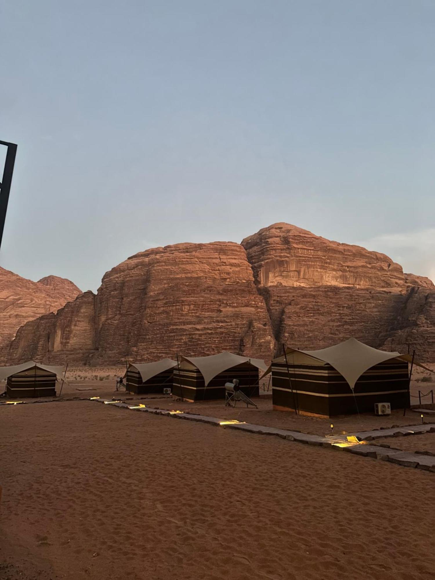 Wadi Rum Mirror Camp Extérieur photo