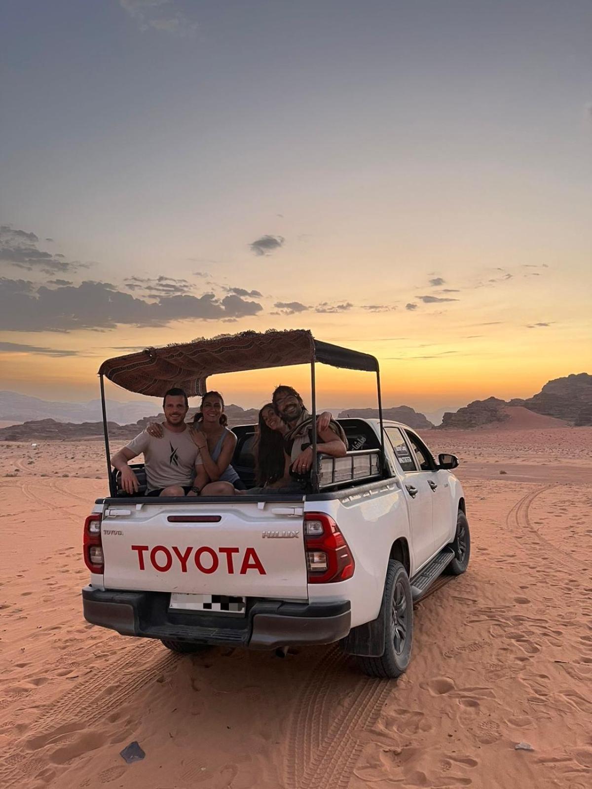 Wadi Rum Mirror Camp Extérieur photo