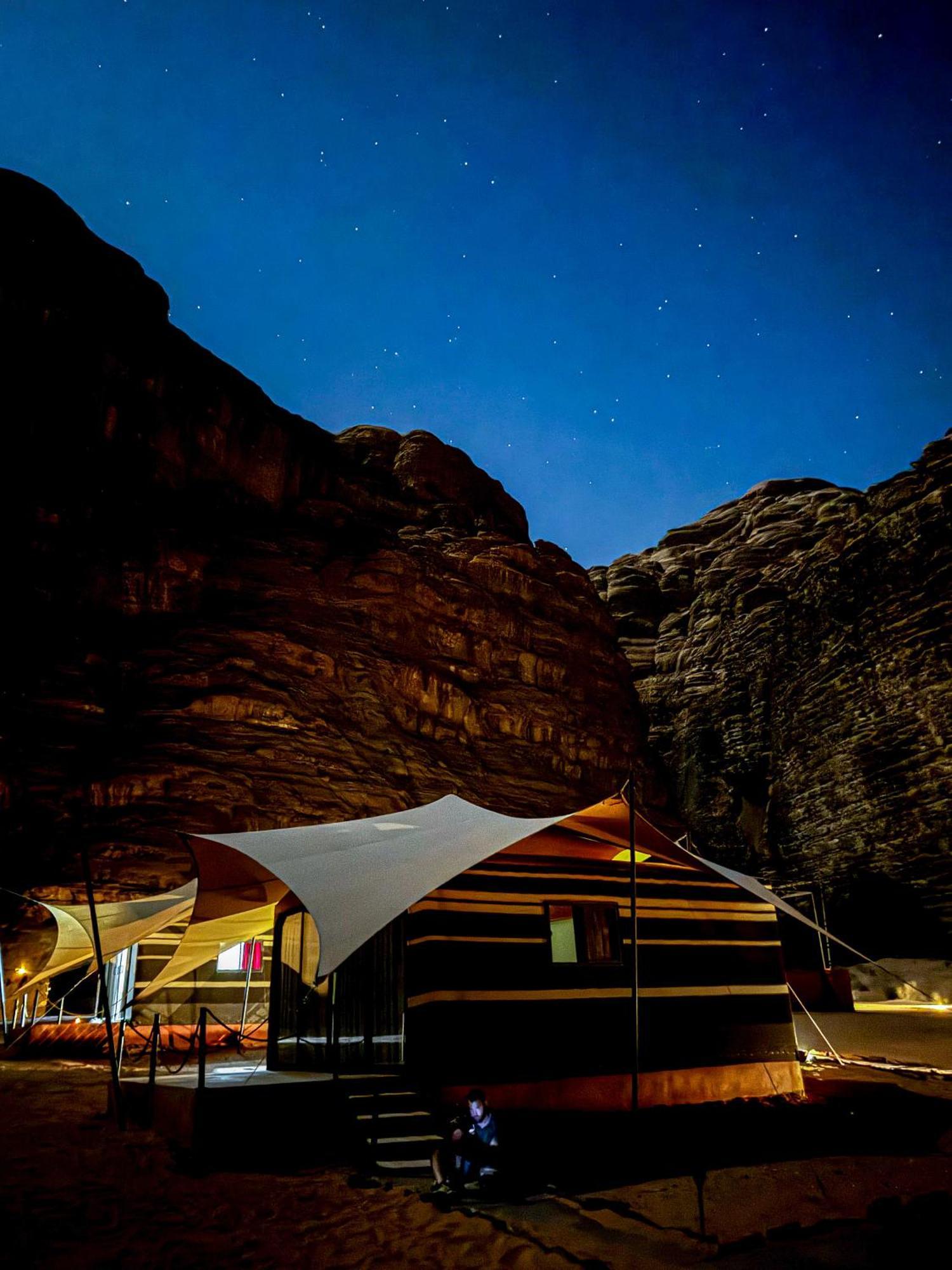 Wadi Rum Mirror Camp Extérieur photo